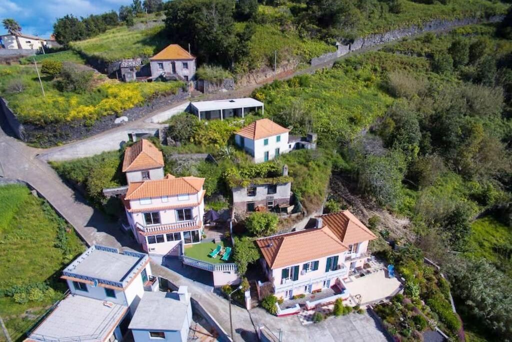 Raposeira De Sao Joao, The Feeling Of Peace, Space And Quiet, Whole Villa Is Yours Fajã da Ovelha Dış mekan fotoğraf